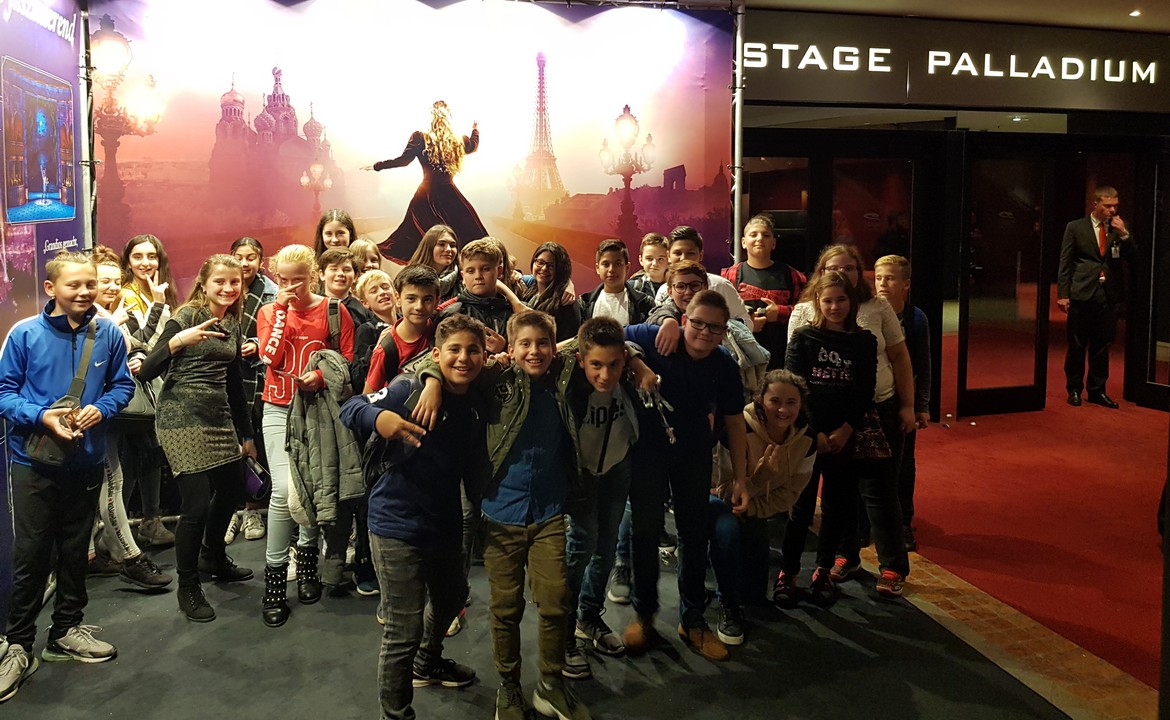 Besuch der Auwiesenschule im Musical