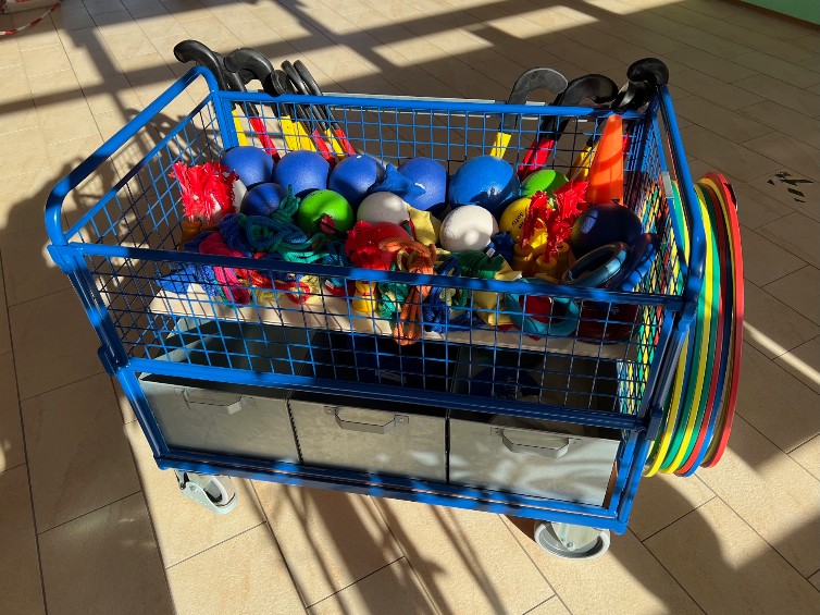 Neuntklässler bauen Spielgerätewagen für den Grundschul-Pausenhof