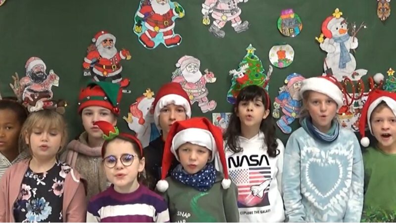 Chor-AG im Neckartenzlinger Adventskalender