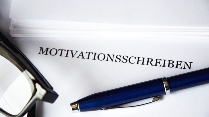 Bewerbungstraining in Klasse 8 mit der IHK und Bildungspartnern