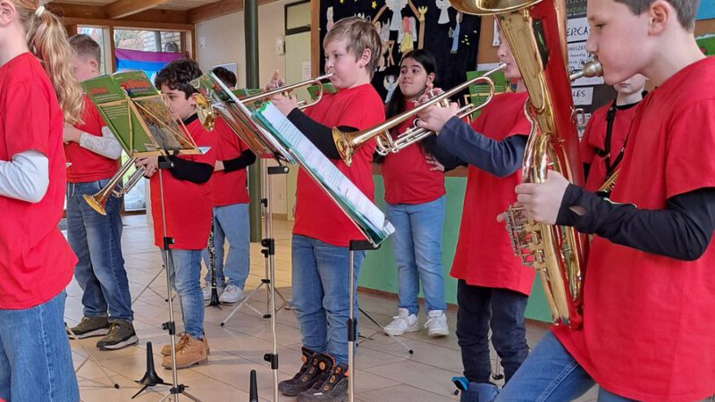 Einstimmung auf Weihnachten an der Auwiesenschule 